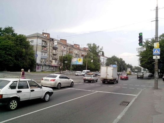 Фото рекламної площини за адресою пр.Б.Хмельницького, 20 - вул.Вакуленчука/ул.Героев Сталинграда, 20