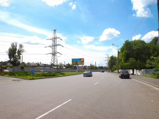 Фото рекламної площини за адресою вул. Наб. Заводська - розподілювач, з центру, бек-лайт 8х4/ул. Наб. Заводская, разделитель, из центра, бэк-лайт 8х4