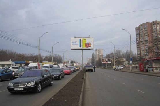 Фото рекламной плоскости по адресу просп. Маршала Жукова, 47 (на разделителе, в город) Фото рекламной плоскости по адресу просп. Маршала Жукова, 47 (на разделителе, в город)