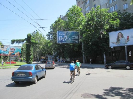 Фото рекламной плоскости по адресу ул. Судостроительная - пр-т Адмиральский, 1В/4 (Призма) Фото рекламной плоскости по адресу ул. Судостроительная - пр-т Адмиральский, 1В/4 (Призма)