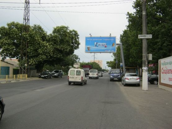 Фото рекламної площини за адресою ул. Маршала Малиновского, 61 (Призма) Фото рекламної площини за адресою ул. Маршала Малиновского, 61 (Призма)