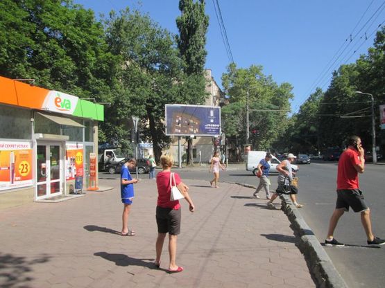 Фото рекламной плоскости по адресу ул. Армейская - ул. Сегедская (Призма) Фото рекламной плоскости по адресу ул. Армейская - ул. Сегедская (Призма)