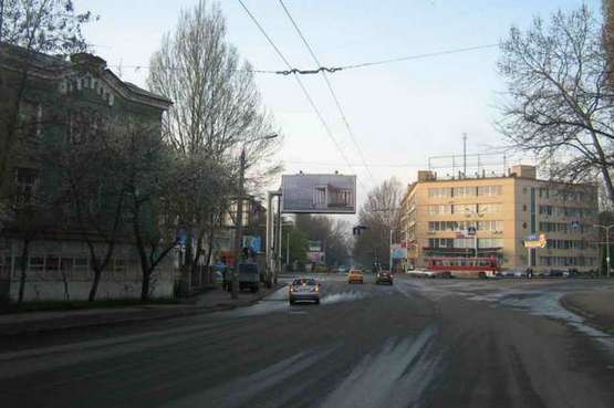 Фото рекламной плоскости по адресу 2 ст. Б. Фонтана - пр-кт Гагарина (Призма)