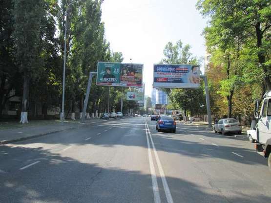 Фото рекламної площини за адресою ул. Краснова, 13 (з міста ліва Призма) Фото рекламної площини за адресою ул. Краснова, 13 (з міста ліва Призма)