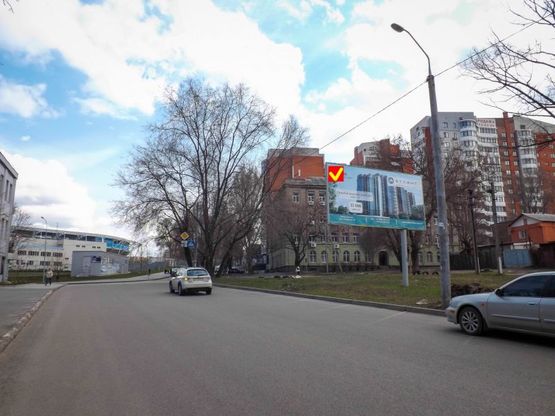 Фото рекламної площини за адресою вул. Ульянова - стадіон "Днепр - Арена" Фото рекламної площини за адресою вул. Ульянова - стадіон "Днепр - Арена"