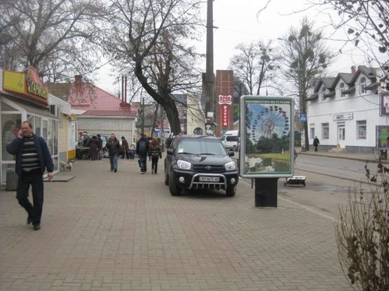 Фото рекламної площини за адресою ул. Небесной сотни №1 (рынок Житний, рынок Рада)