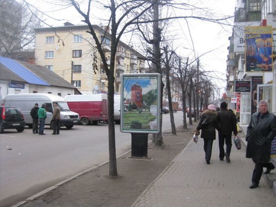 Фото рекламної площини за адресою ул. Хлебная (центральный рынок Житний)