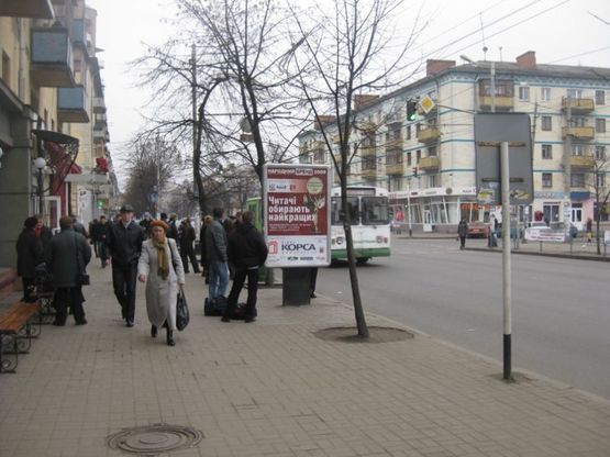 Фото рекламної площини за адресою ул. Киевская №1 (м-н Сумки,остановка Хлебная)