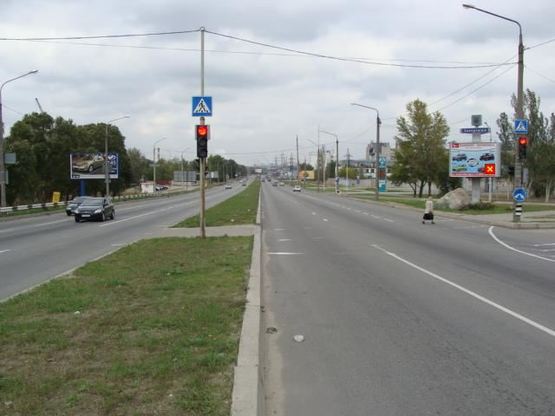 Фото рекламной плоскости по адресу Набережна-вул.Привокзальна (3-хгр) до центру