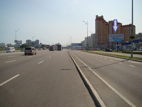 Фото рекламной плоскости по адресу просп. Бажана/ Метро "Позняки" (А1) (призма А1)