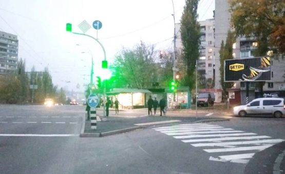 Фото рекламной плоскости по адресу пр-т Науки 17/15 призма/на Демеевскую пл.,ст.М.Лыбидская (А3)