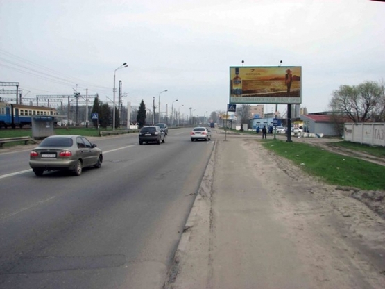 Фото рекламної площини за адресою ул. Б.Окружная / а-т Жуляны / АЗС "Талисман"