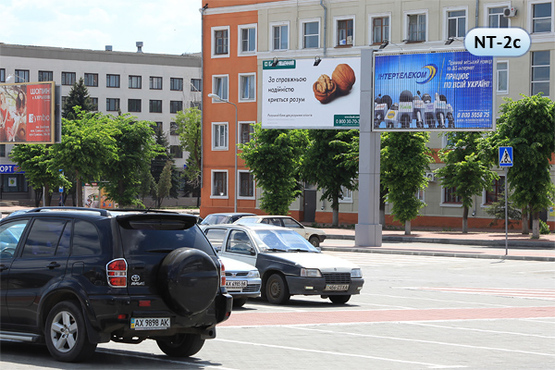 Фото рекламной плоскости по адресу Аэропорт Харьков (радиус нового терминала) - правая Фото рекламной плоскости по адресу Аэропорт Харьков (радиус нового терминала) - правая
