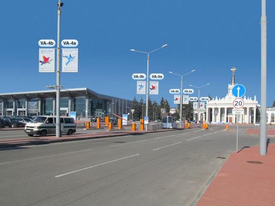 Фото рекламной плоскости по адресу Аэропорт Харьков (въезд/выезд аллея в аэропорт) Фото рекламной плоскости по адресу Аэропорт Харьков (въезд/выезд аллея в аэропорт)