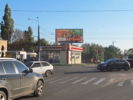 Фото рекламної площини за адресою Московский пр-т - Тракторостроителей пр-т Фото рекламної площини за адресою Московский пр-т - Тракторостроителей пр-т