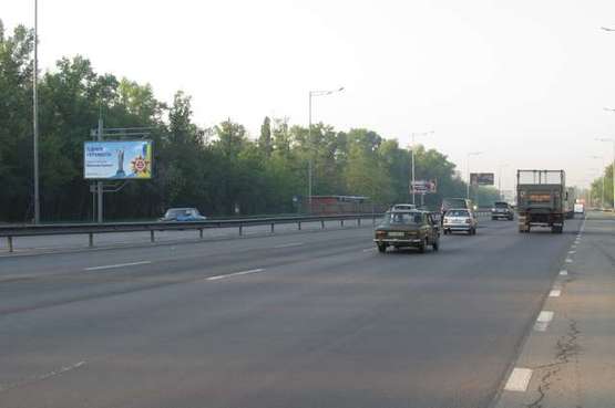Фото рекламной плоскости по адресу Столичне шосе, 28: 2,2  км від Південного мосту (в напр. Конче-Заспы) Фото рекламной плоскости по адресу Столичне шосе, 28: 2,2  км від Південного мосту (в напр. Конче-Заспы)