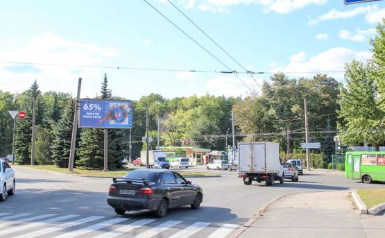 Фото рекламной плоскости по адресу Чкалова ул. - Академика Проскуры ул., в центр, VIP Фото рекламной плоскости по адресу Чкалова ул. - Академика Проскуры ул., в центр, VIP