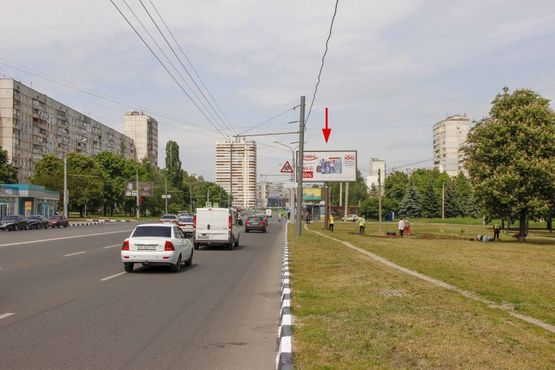 Фото рекламной плоскости по адресу Людвига Свободы пр-т, 40-Б, из центра Фото рекламной плоскости по адресу Людвига Свободы пр-т, 40-Б, из центра