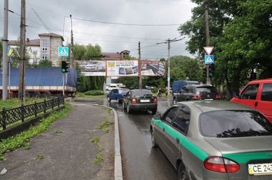 Фото рекламной плоскости по адресу вул.Руська-Винниченка