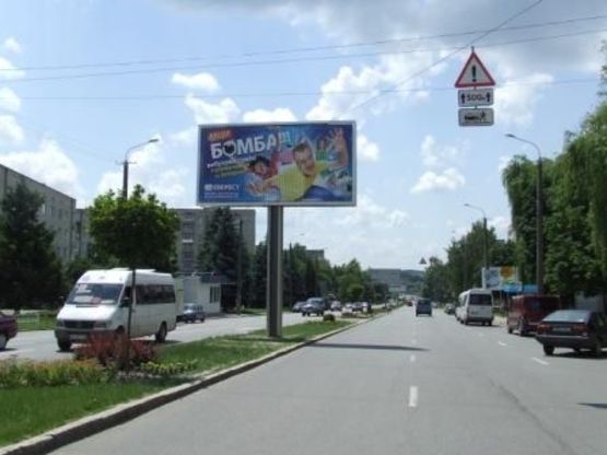 Фото рекламної площини за адресою перехрестя проспекту Юності/вул. Келецькая (північ)