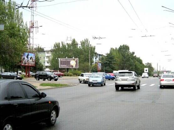 Фото рекламної площини за адресою пл. Профсоюзов Фото рекламної площини за адресою пл. Профсоюзов