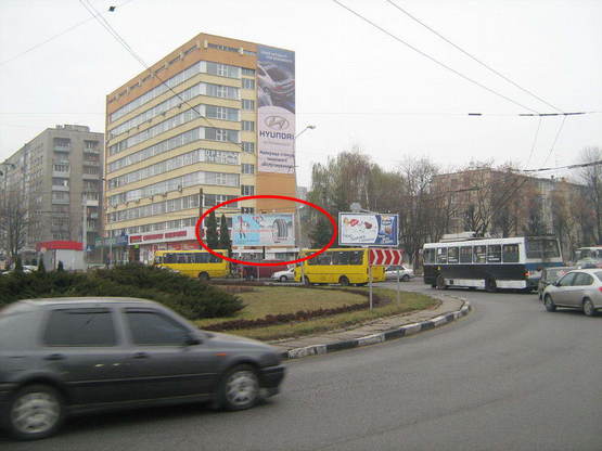 Фото рекламної площини за адресою вул.Липинського - пр. Чорновола (ЦНТІ)