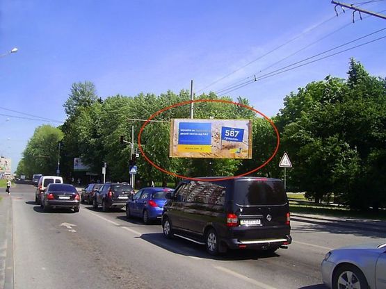 Фото рекламної площини за адресою Наукова – Тролейбусна (права ст.)