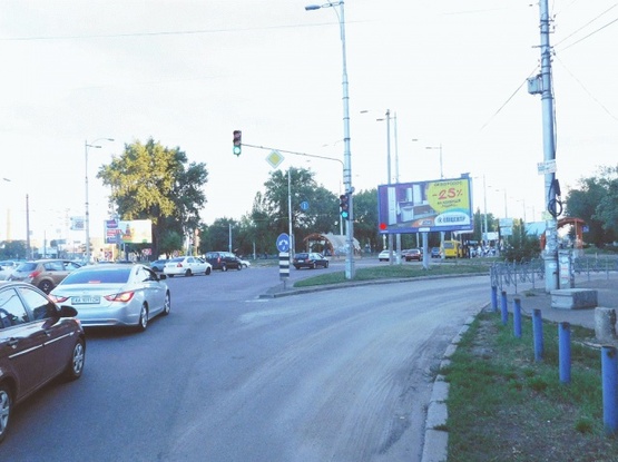 Фото рекламной плоскости по адресу Гагарина Ю. пр-т, пересечение с ул.Красноткацкой 47/18, в центр Фото рекламной плоскости по адресу Гагарина Ю. пр-т, пересечение с ул.Красноткацкой 47/18, в центр