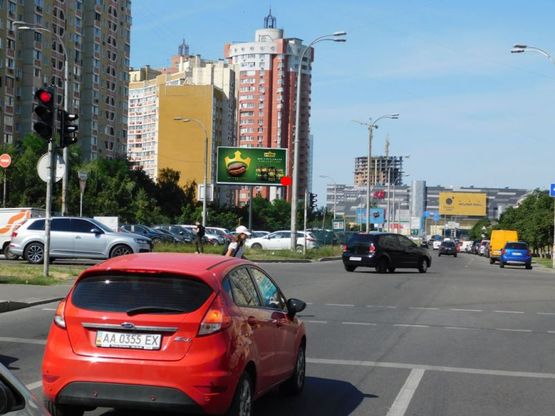 Фото рекламної площини за адресою Ахматовой ул. 44 на распределителе