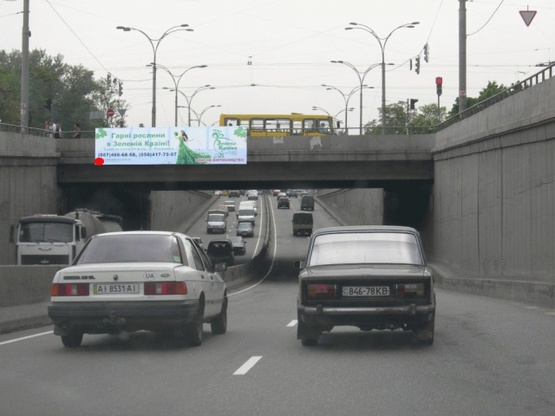 Фото рекламной плоскости по адресу Телиги Е.ул., возле ул.Щусева, рядом ст.м.Дорогожичи, к ст.м.Шулявская