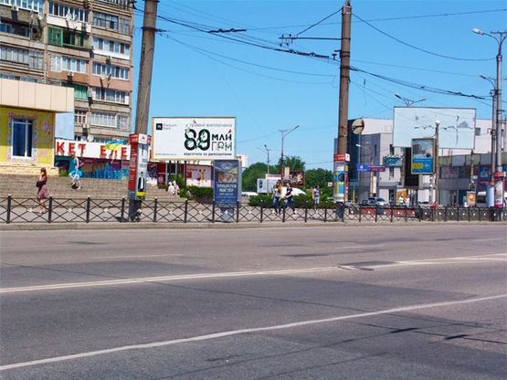 Фото рекламной плоскости по адресу Мира пр.,37А, 95 квартал ("Фокстрот")