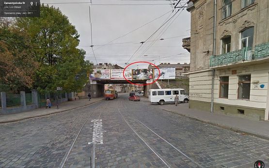 Фото рекламной плоскости по адресу Замарстинівська (міст) з центру, правий