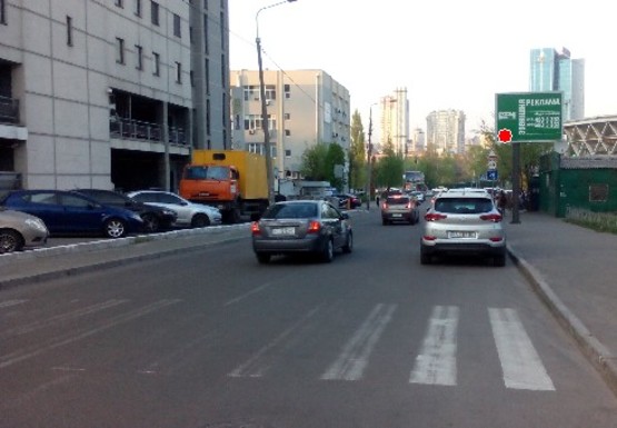 Фото рекламної площини за адресою Кудряшова ул., 1 (BackLit)