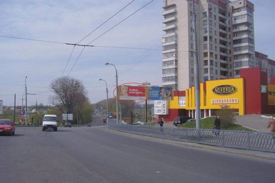 Фото рекламної площини за адресою Макарова -  Дубенська ст А