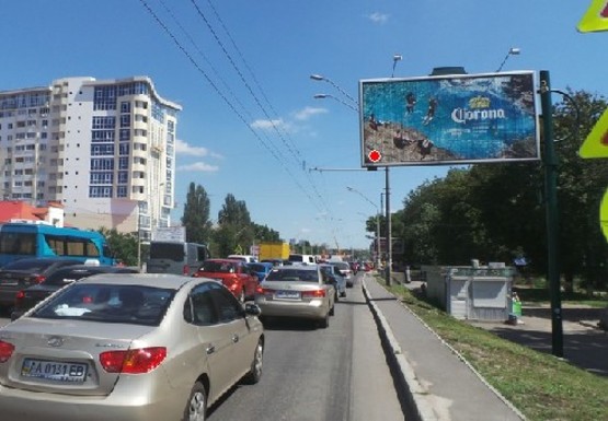 Фото рекламної площини за адресою Победы пр., 73_1