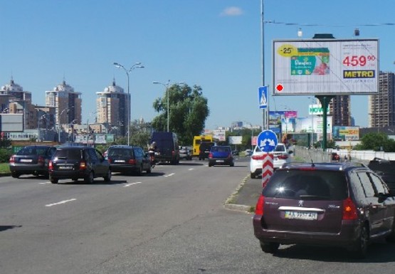 Фото рекламної площини за адресою Броварской пр. - Шептицкого ул. (бывш. Луначарского ул.) Фото рекламної площини за адресою Броварской пр. - Шептицкого ул. (бывш. Луначарского ул.)