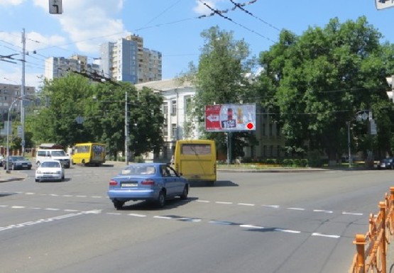 Фото рекламной плоскости по адресу Вышгородская ул., 21 Фото рекламной плоскости по адресу Вышгородская ул., 21