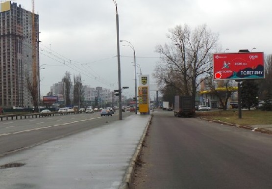 Фото рекламної площини за адресою Глушкова пр., 12а