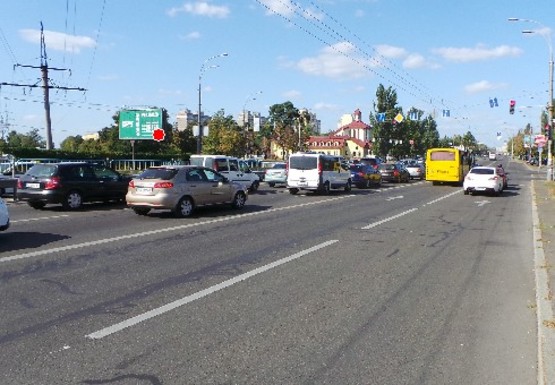Фото рекламной плоскости по адресу Перова б-р. - Алишера Навои пр.