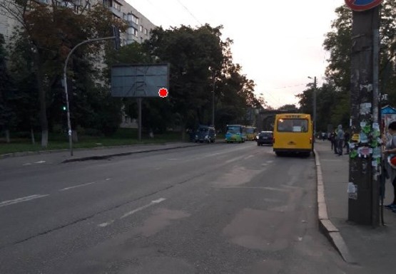 Фото рекламной плоскости по адресу Кириловская ул., 131 (Фрунзе ул.)