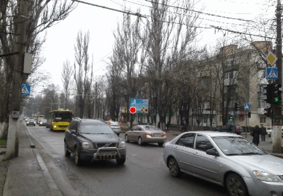 Фото рекламної площини за адресою Ушакова пр.- Молодежная ул. (BackLit)