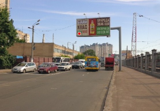 Фото рекламної площини за адресою Среднефонтанская ул. - Пироговская ул.