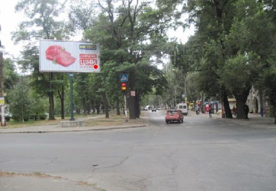 Фото рекламної площини за адресою Металлургов пр. - Рекордная ул.