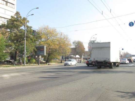Фото рекламної площини за адресою Лобановського Валерія просп. (Червонозоряний просп.), 117 (в направл. Деміївської пл.)