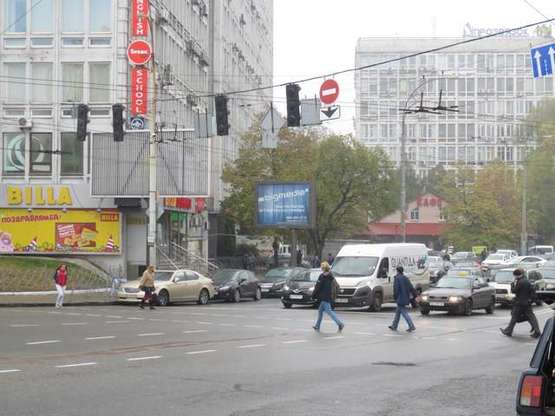 Фото рекламной плоскости по адресу Солом`янська вул., 1