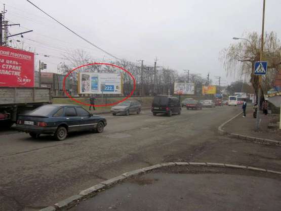 Фото рекламної площини за адресою Вул Гагаріна ( переїзд) м.3 ст. Б