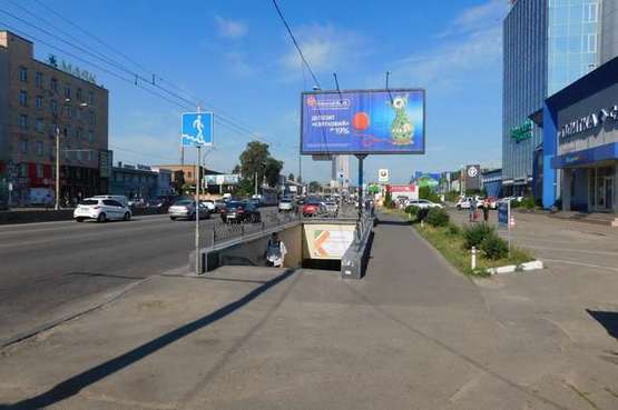 Фото рекламной плоскости по адресу Бандери Степана просп. (Московський просп.), 17 (в направл.Олени Теліги)