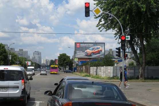 Фото рекламної площини за адресою Харківське шосе, 153/2 - Грузинська вул.