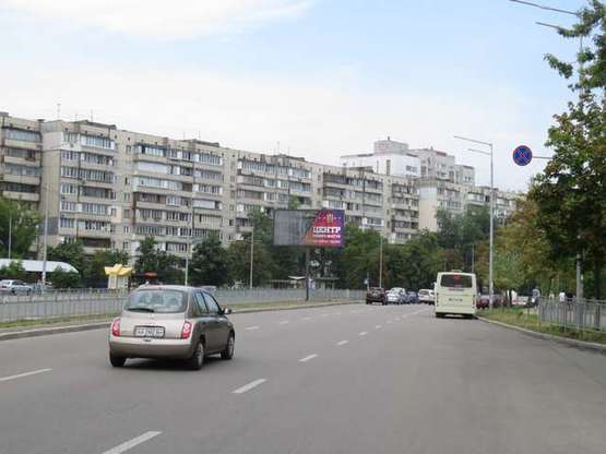 Фото рекламної площини за адресою Куліша Пантелеймона пл. (Луначарського пл.), 20 (в напр. Русанівських садів) Фото рекламної площини за адресою Куліша Пантелеймона пл. (Луначарського пл.), 20 (в напр. Русанівських садів)