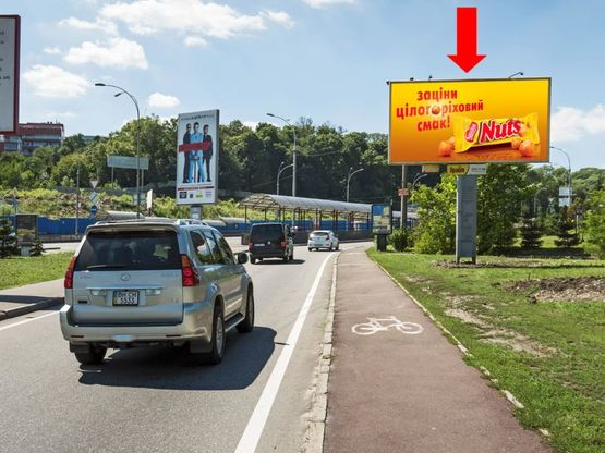 Фото рекламной плоскости по адресу Набережное шоссе, выезд на Дружбы Народов бул.